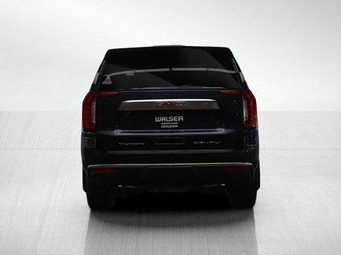 Used 2023 GMC Yukon XL Denali AWD/4WD image 5