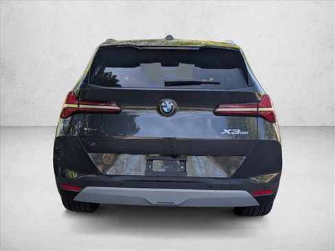 Used 2025 BMW X3 xDrive30i w/ Premium Package image 6
