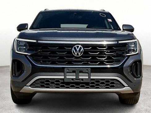 Used 2024 Volkswagen Atlas Cross Sport SE image 5