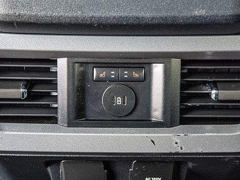 Used 2023 Ford F350 Lariat w/ Chrome Package AWD/4WD image 28