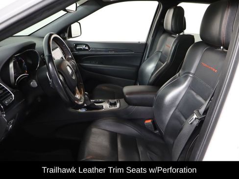 Used 2021 Jeep Grand Cherokee Trailhawk w/ Trailhawk Luxury Group AWD/4WD image 14