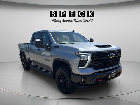 New 2026 Chevrolet Silverado 3500 LT w/ Trail Boss Package AWD/4WD image 7