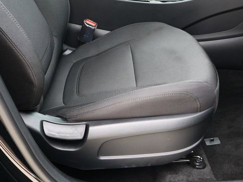 Used 2026 Hyundai Tucson SE FWD image 17