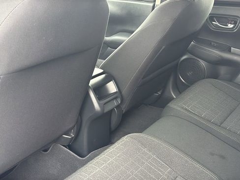 Certified 2026 Honda HR-V LX image 31