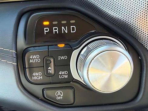 Used 2021 RAM 1500 Limited AWD/4WD image 20