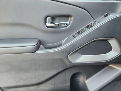 New 2026 Nissan Frontier SV w/ SV Convenience Package image 17