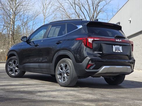 Used 2024 Kia Seltos S image 15