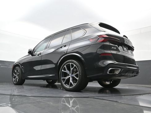 Used 2024 BMW X5 xDrive40i w/ M Sport Package AWD/4WD image 26