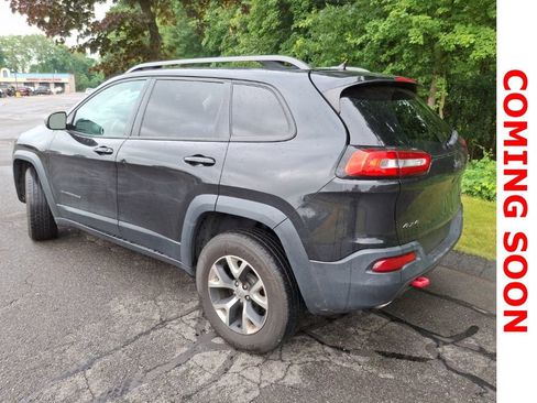 Used 2014 Jeep Cherokee Trailhawk w/ Comfort/Convenience Group AWD/4WD image 9