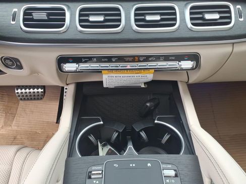 New 2026 Mercedes-Benz GLS 450 4MATIC image 23