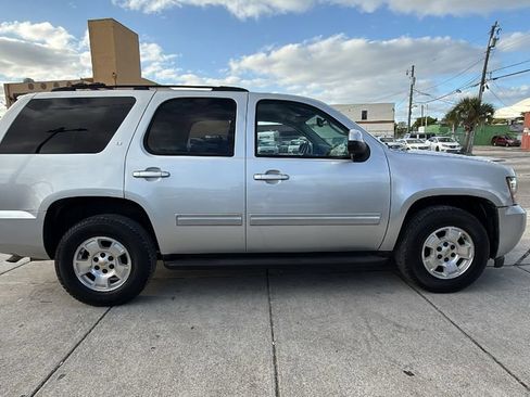 Used 2014 Chevrolet Tahoe LT RWD image 15