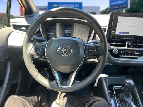 Used 2024 Toyota Corolla SE FWD image 16