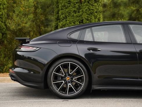 Used 2023 Porsche Panamera 4 Platinum Edition w/ Assistance Package AWD/4WD image 13