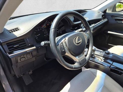 Used 2015 Lexus ES 350 FWD image 10