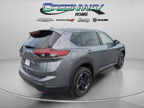 Used 2024 Nissan Rogue SV FWD image 7