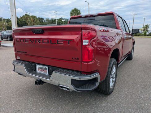 Used 2025 Chevrolet Silverado 1500 LTZ w/ LTZ Premium Package AWD/4WD image 3