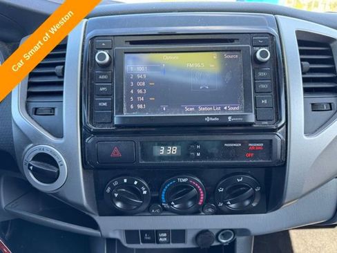 Used 2014 Toyota Tacoma 4x4 Double Cab w/ TRD Off-Road Package image 19