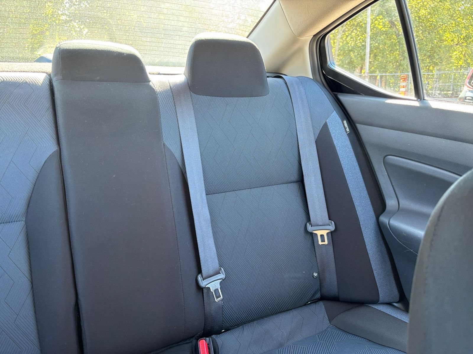 Used 2025 Nissan Versa SV FWD image 34