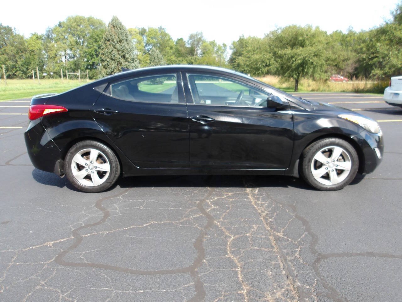 Used 2013 Hyundai Elantra GLS w/ Preferred Pkg FWD image 44