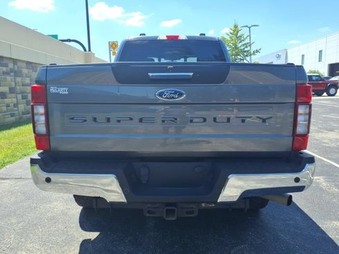 Used 2022 Ford F250 Lariat w/ FX4 Off-Road Package AWD/4WD image 7