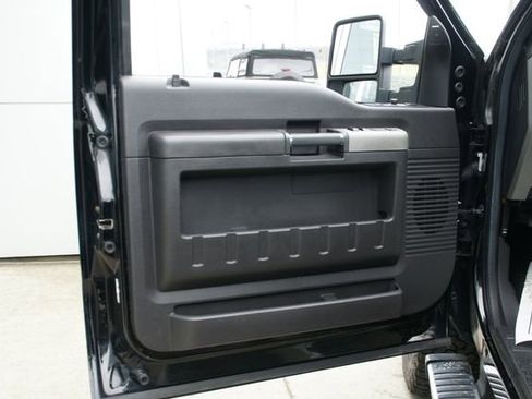 Used 2016 Ford F350 Lariat w/ Lariat Ultimate Package image 18