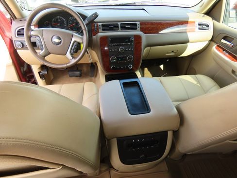 Used 2009 Chevrolet Tahoe LT image 23