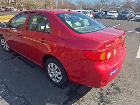 Used 2010 Toyota Corolla LE image 5