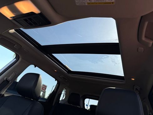 Certified 2023 Nissan Rogue SL w/ SL Premium Package FWD image 17