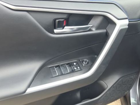 Used 2021 Toyota RAV4 XSE image 11