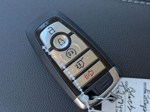 New 2026 Ford Escape Active w/ Active Premium Tech Pack image 32