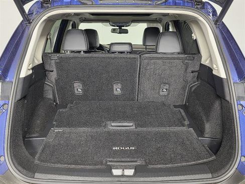 Used 2023 Nissan Rogue SL w/ SL Premium Package image 19