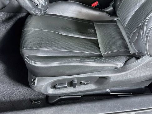 Used 2017 INFINITI Q60 Red Sport 400 AWD/4WD image 23