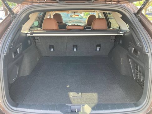 Used 2022 Subaru Outback Touring AWD/4WD image 19