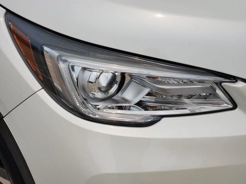 Used 2020 Subaru Ascent Limited w/ Technology Package AWD/4WD image 9