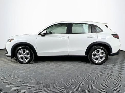Certified 2024 Honda HR-V LX image 3