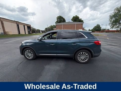 Used 2016 Lincoln MKX Select w/ Select Plus Package FWD image 18