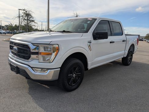 Used 2022 Ford F150 XLT w/ Equipment Group 301A Mid image 9