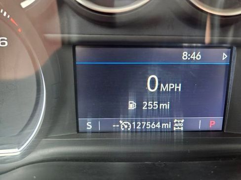 Used 2022 Chevrolet Silverado 2500 LT w/ Convenience Package image 16