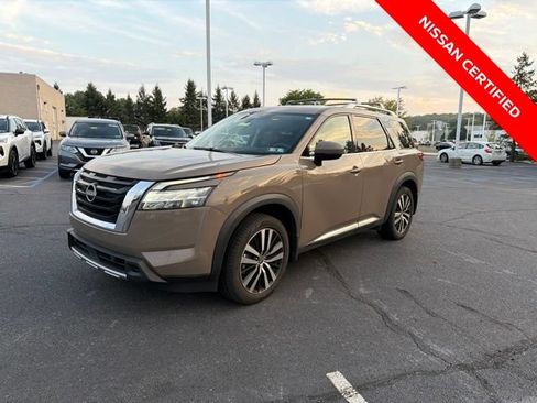Certified 2023 Nissan Pathfinder Platinum AWD/4WD image 4