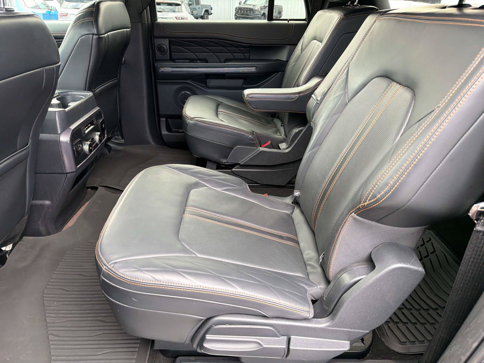 Used 2023 Ford Expedition Max Platinum AWD/4WD image 19