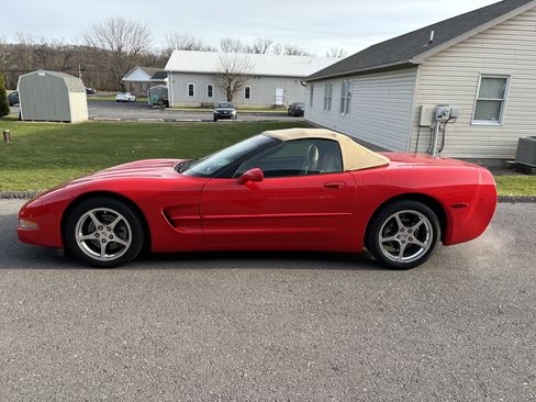 Used 2003 Chevrolet Corvette Convertible w/ Preferred Equipment Group1 image 7