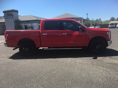 Used 2015 Ford F150 XLT w/ Equipment Group 302A Luxury AWD/4WD image 2