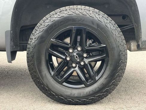 Used 2022 Chevrolet Silverado 1500 LT Trail Boss w/ Safety Package image 11