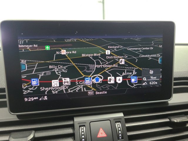 Used 2018 Audi SQ5 Premium Plus AWD/4WD image 30