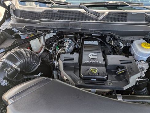 Used 2022 RAM 3500 Laramie AWD/4WD image 25
