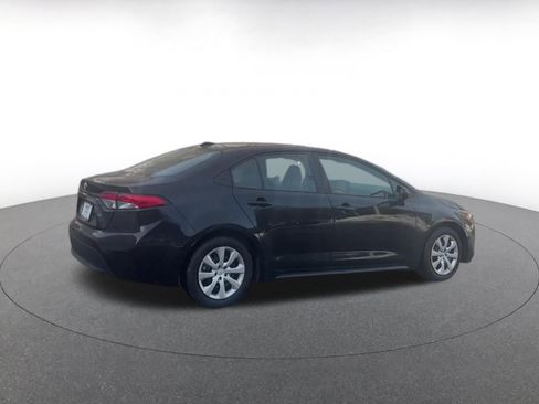 Used 2025 Toyota Corolla LE image 14