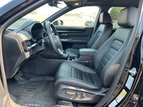 Used 2025 Honda CR-V Sport Touring image 12