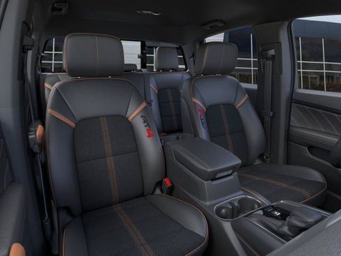 New 2026 GMC Canyon AT4 AWD/4WD image 40