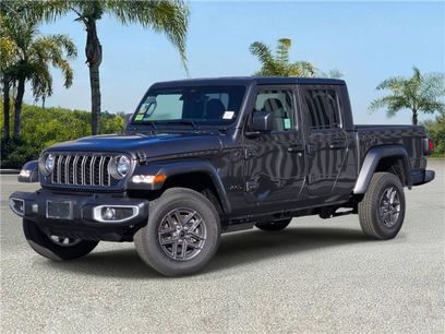 New 2026 Jeep Gladiator Sport