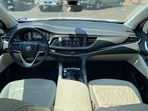 Used 2022 Buick Enclave Avenir w/ Avenir Technology Package FWD image 32